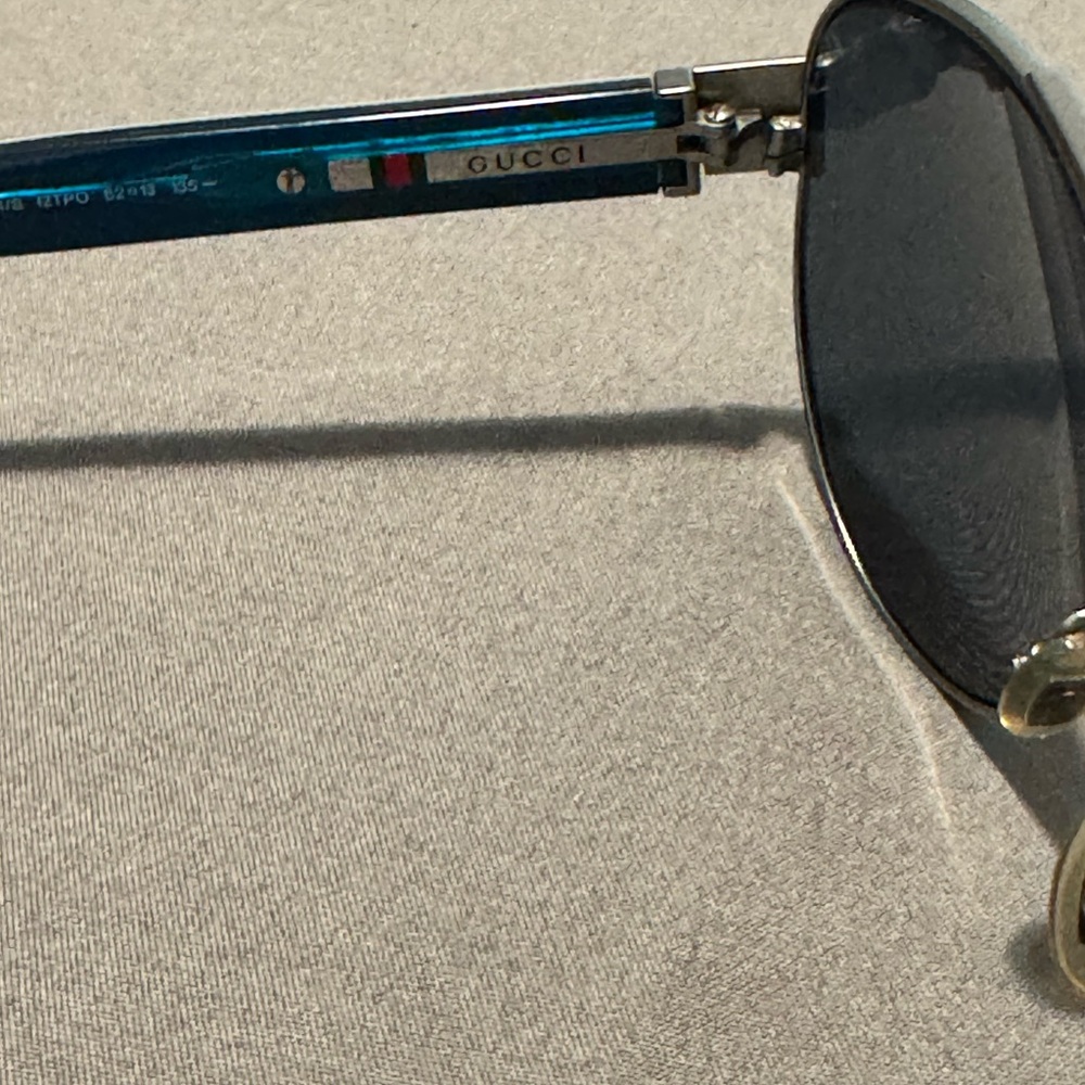 Gucci Men’s Aviator Sunglasses – Blue Gradient Frame / Black Lenses – w/ Case - Picture 5 of 5